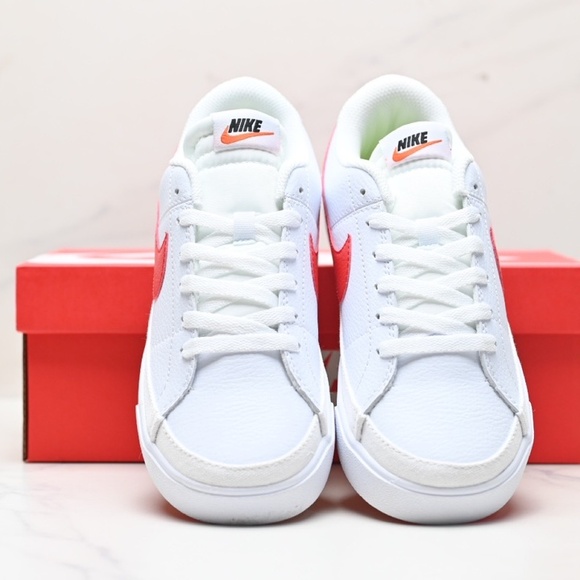 Nike sneakers shoes red - Picture 7 of 9